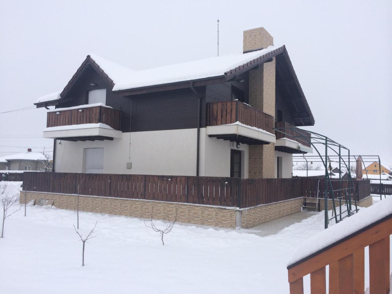 Pensiunea Dany - Crys Zvoristea Exterior photo